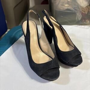 Pelle Moda slingback heels are designed in navy blue suede open-toe 7.5 New